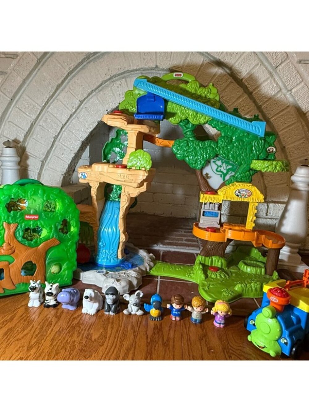 VHTF RETIRED Little People Safari Jungle Animal Play Set Figures Case Zoo Train